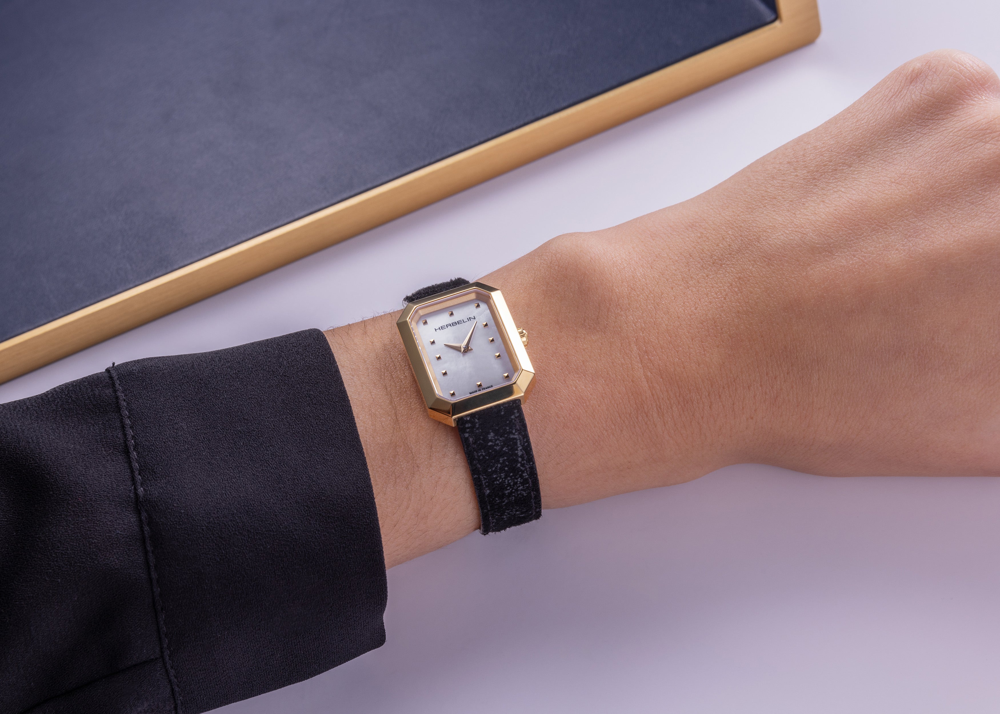 MICHEL HERBELIN Montre HERBELIN Femme Octogone en Cuir 17446P19