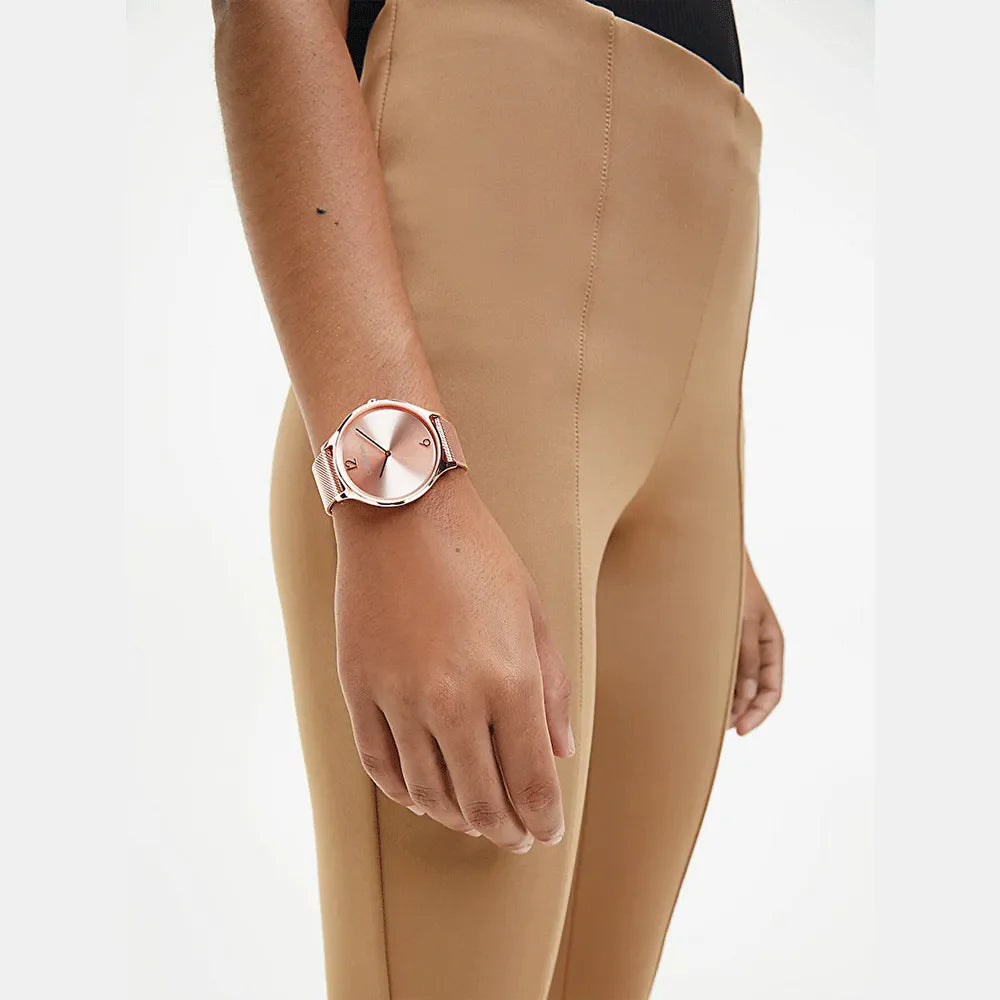 CALVIN KLEIN Montre CALVIN KLEIN Femme Timeless en Acier 25200002
