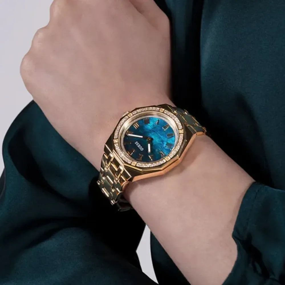 GUESS Montre GUESS Femme Desire en Acier Doré GW0770L2