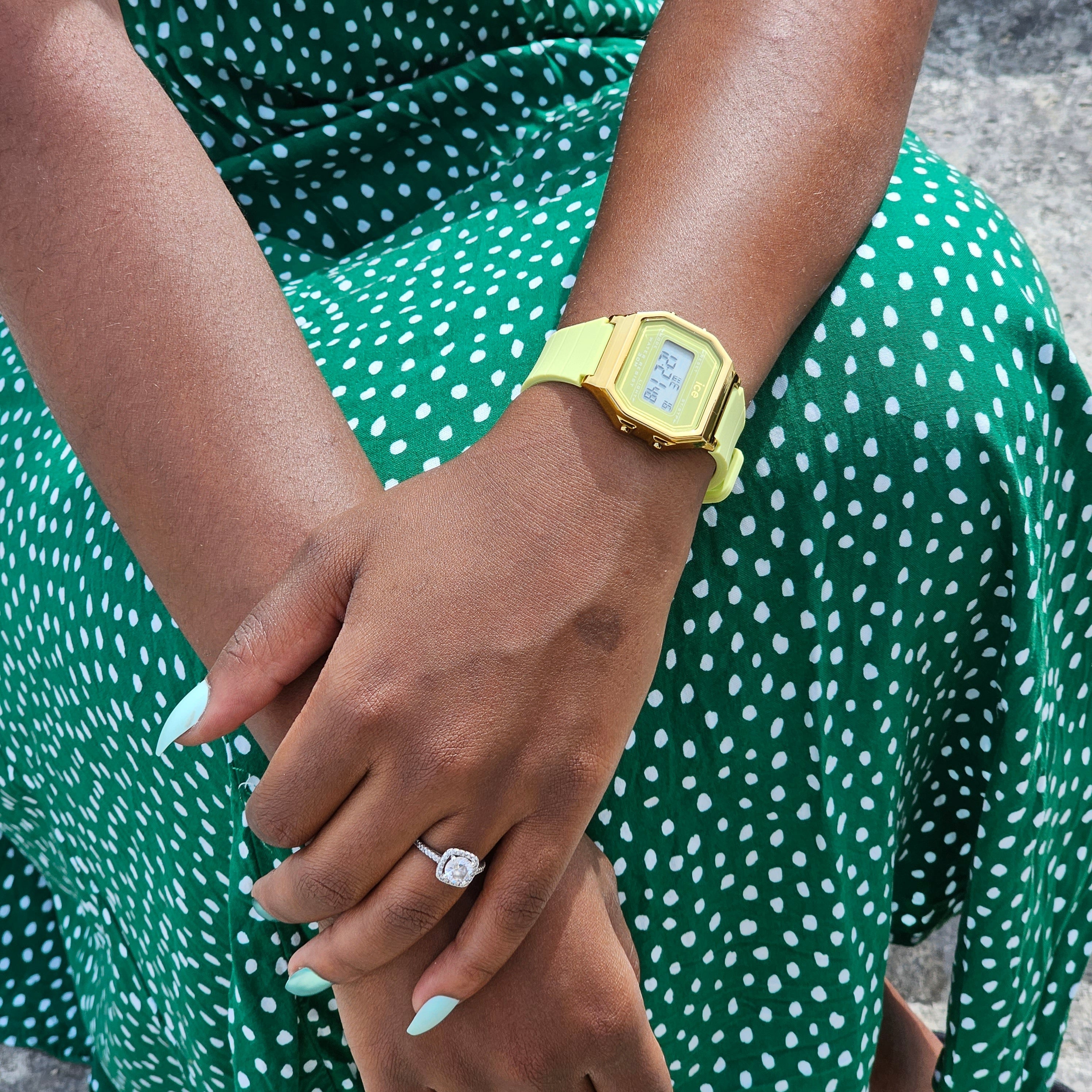 ICE-WATCH Montre ICE-WATCH Ice digit retro Femme en Silicone Vert 022059