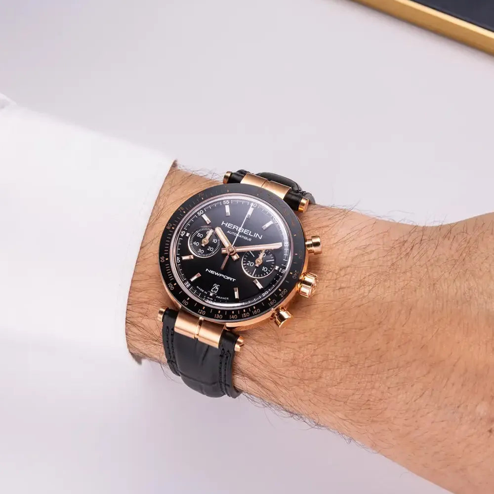 MICHEL HERBELIN Montre HERBELIN Homme Newport Automatique Chronographe 256TRCN14