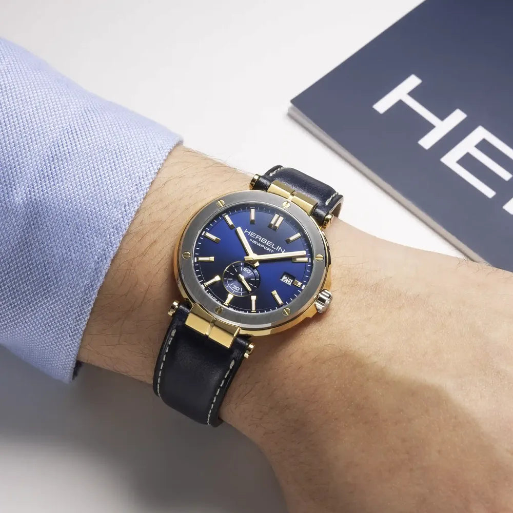 MICHEL HERBELIN Montre HERBELIN Homme Newport Elegance en Cuir Bleu 18389T1N35