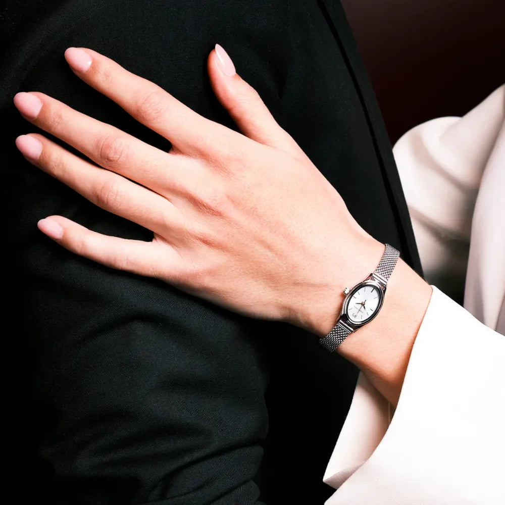 PIERRE LANNIER Montre PIERRE LANNIER Femme en Acier Milanais OVALIA 074M621