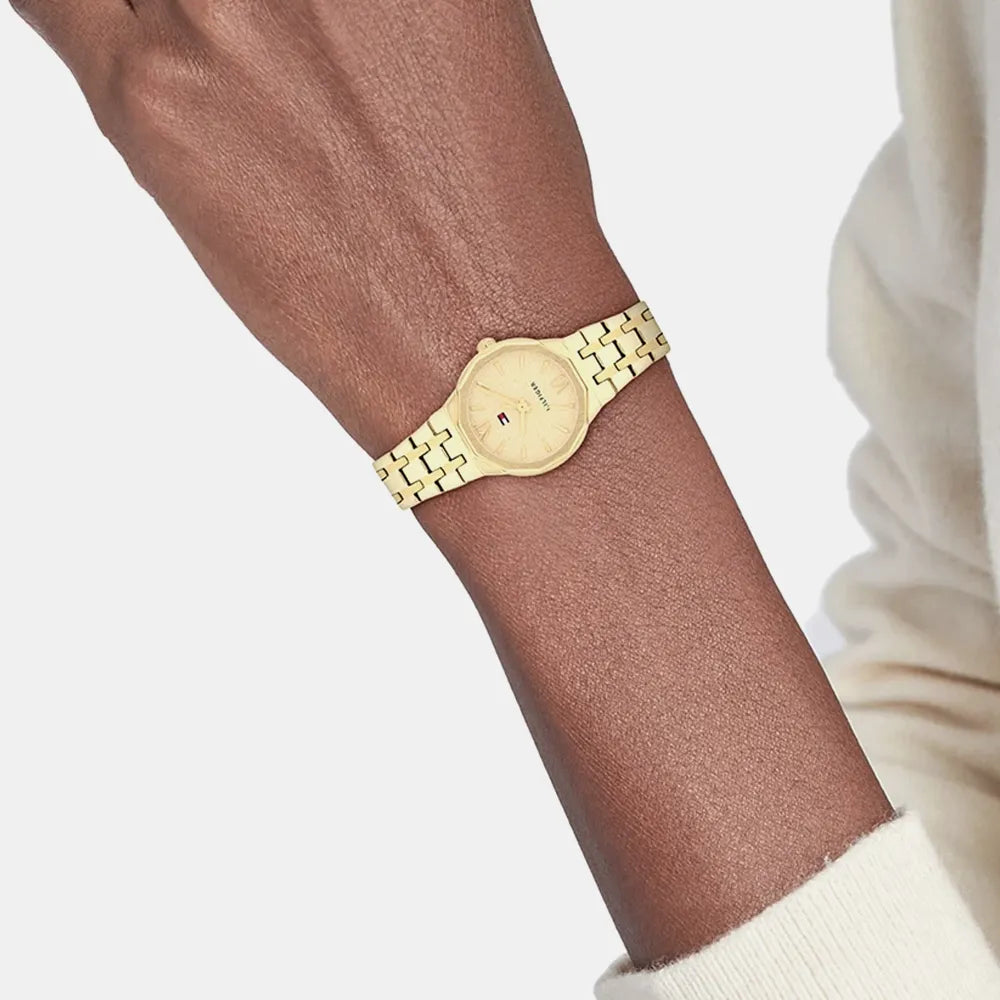 TOMMY HILFIGER Montre TOMMY HILFIGER Femme Mackenzie en Acier Doré 1782886