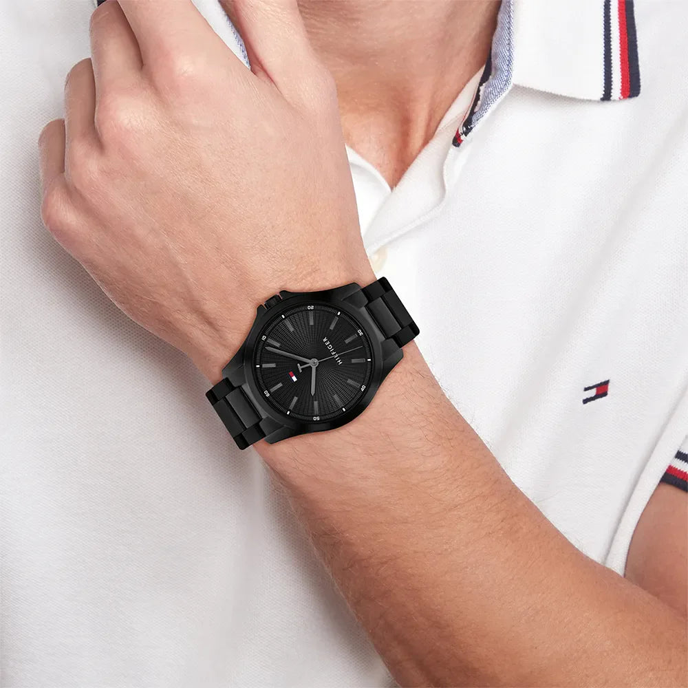 TOMMY HILFIGER Montre TOMMY HILFIGER Homme BRUCE 1710680