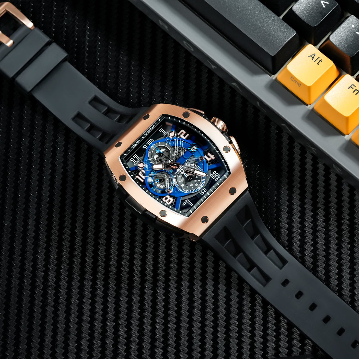 TSAR BOMBA Montre TSAR BOMBA Homme Elemental en Silicone Noir TB8211Q05