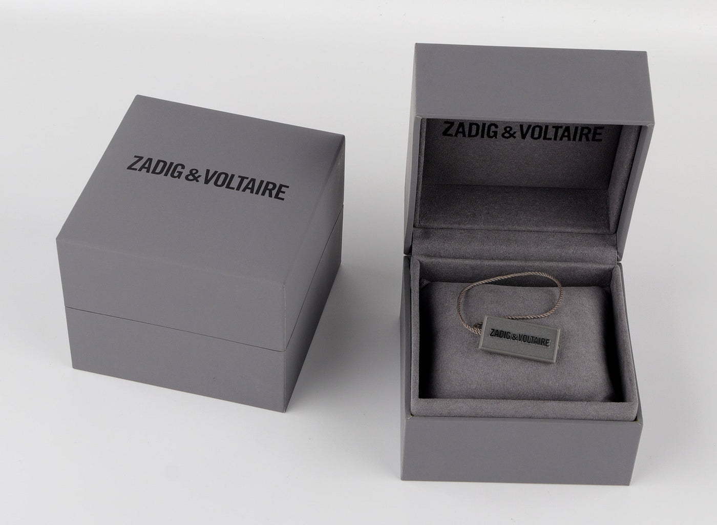 ZADIG & VOLTAIRE Montre ZADIG & VOLTAIRE Femme ZVW1001